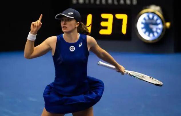 及灵活跑位 及灵活跑位