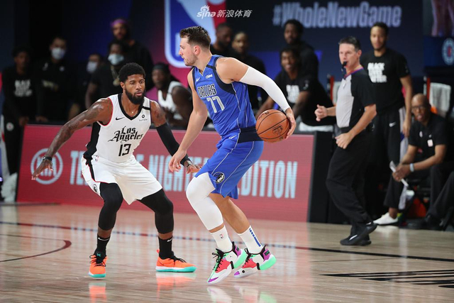 徐一璠／杨钊煊不敌3号种子 无缘澳网女双16强.